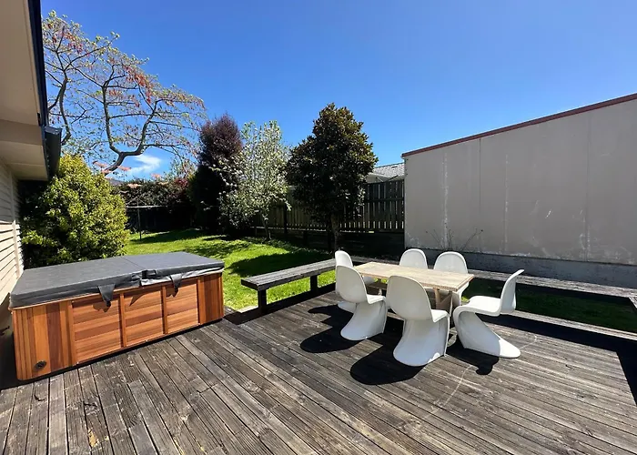 Dream Home In Central Of Rotorua With Spa Pool